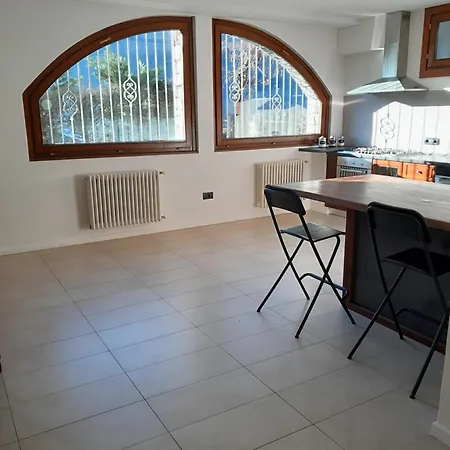 Apartment Casa Cecilia San Pietro (Berbenno di Valtellina)